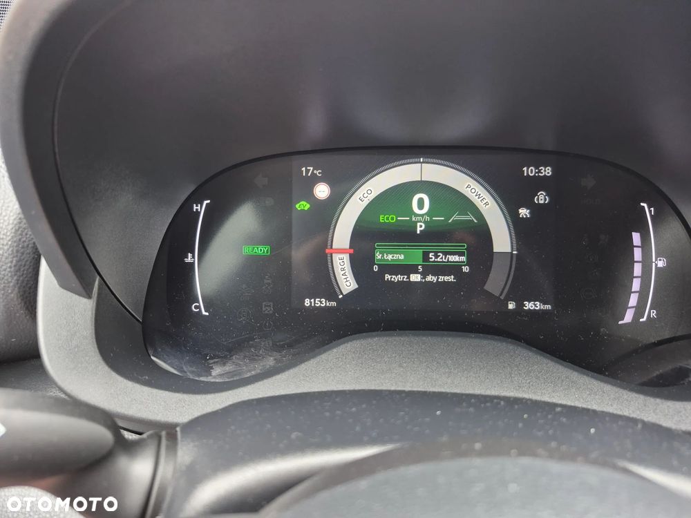 Toyota Yaris Cross - 10