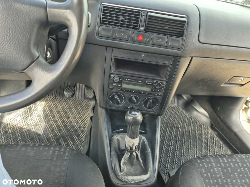 Volkswagen Golf 1.9 TDI - 13