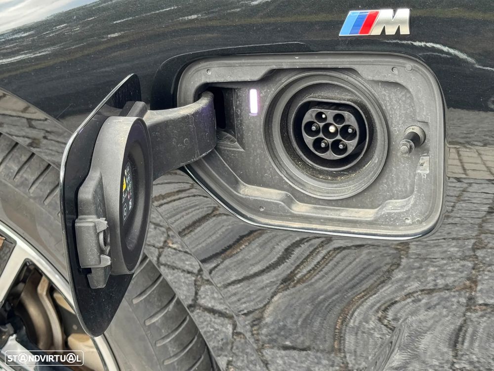BMW 330 e Pack Desportivo M Auto - 12