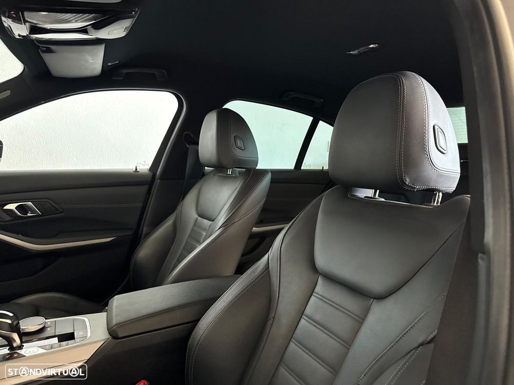 BMW 330 e Pack M Auto - 12