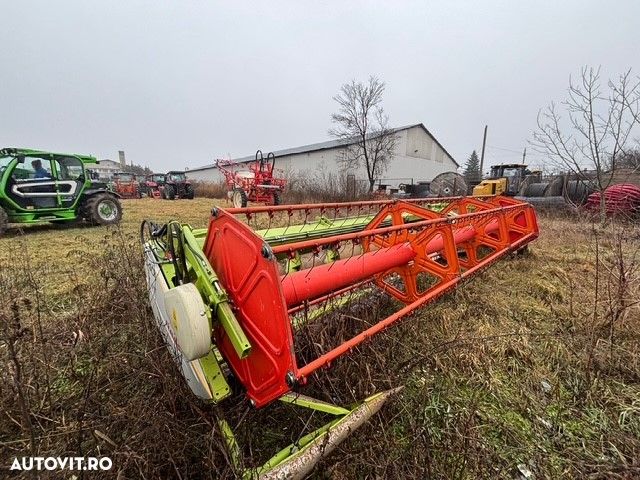 Claas Tucano 320 - 11