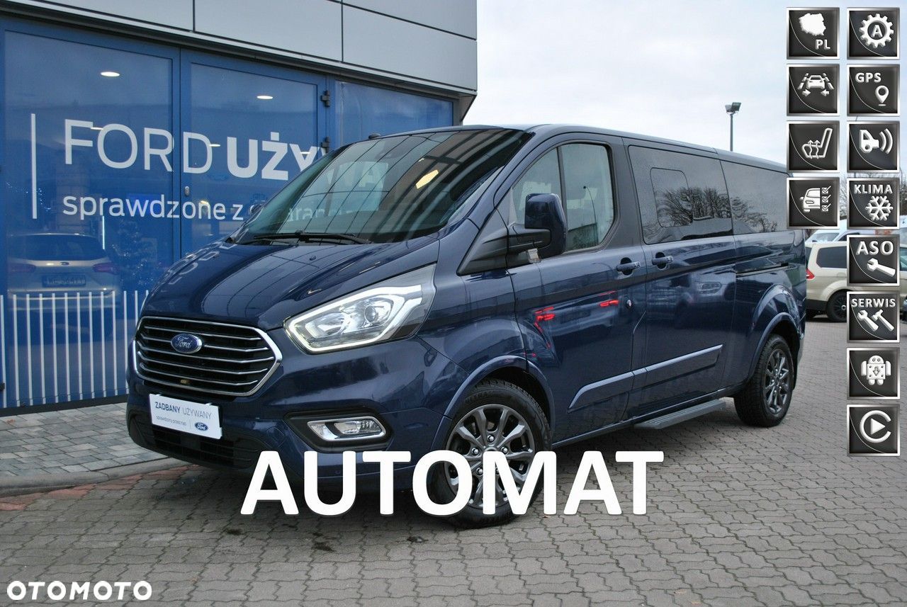 Ford Tourneo Custom - 1