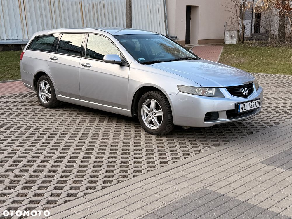 Honda Accord 2.0 i Executive - 1
