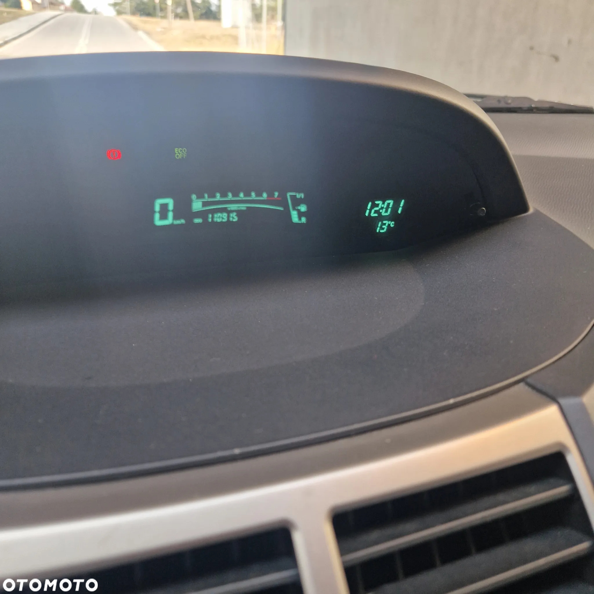 Toyota Yaris 1.33 VVT-i Sol - 12