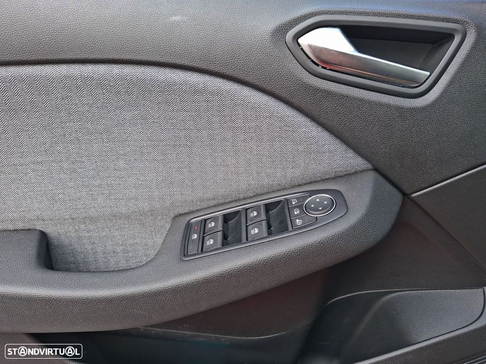 Renault Clio 1.0 TCe Techno - 19