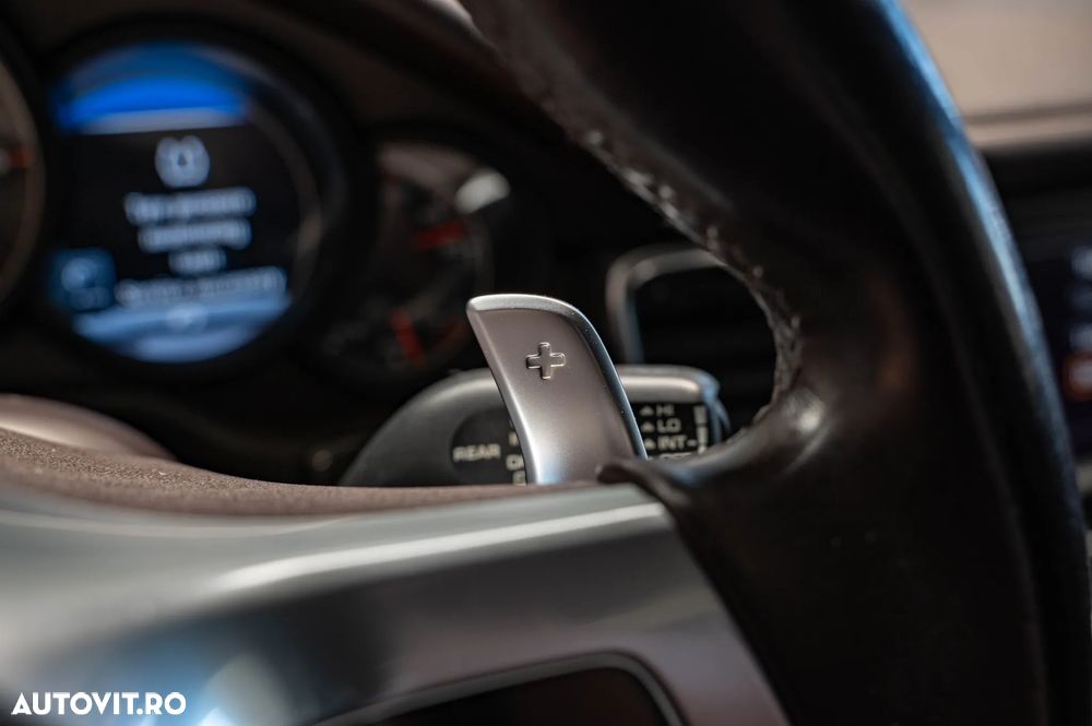 Porsche Panamera 3.0 Tiptronic S - 30