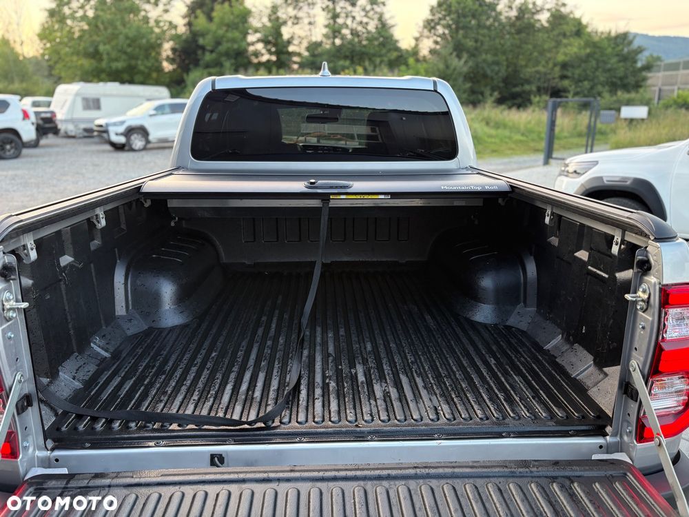 Toyota Hilux 2.8 D-4D Double Cab GR Sport 4x4 - 19