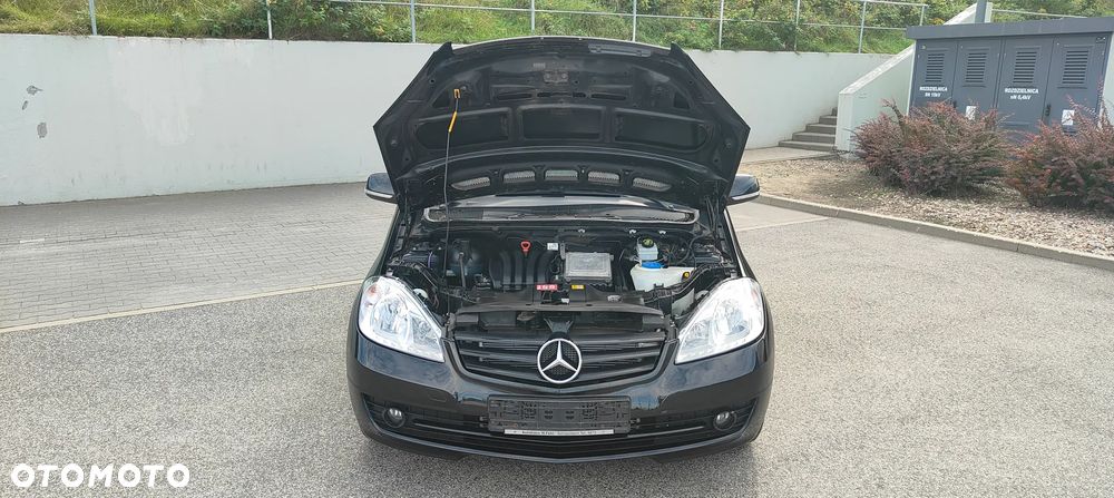 Mercedes-Benz Klasa A 160 BlueEFFICIENCY Elegance - 31