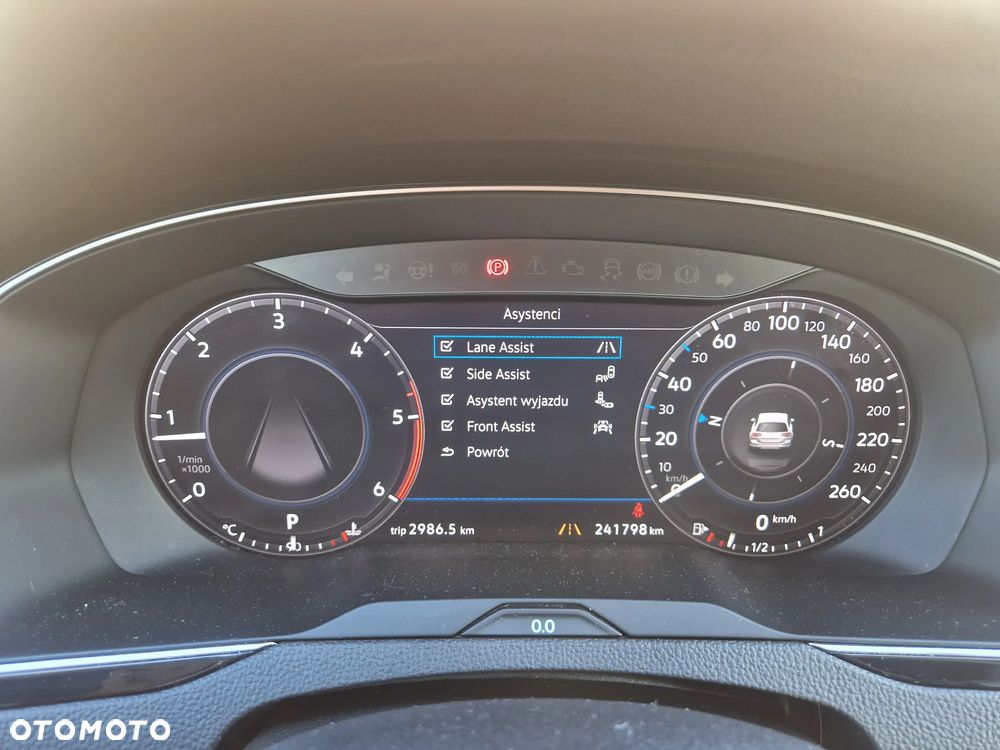 Volkswagen Passat 2.0 TDI DSG (BlueMotion Technology) Comfortline - 12