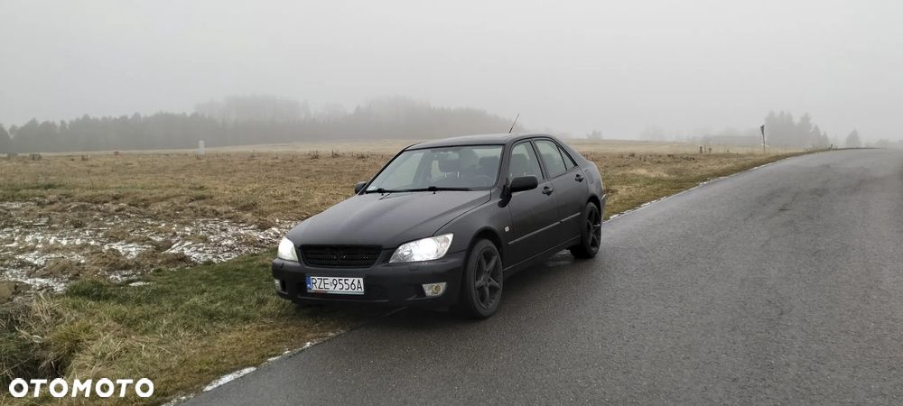 Lexus IS 300 Prestige - 10
