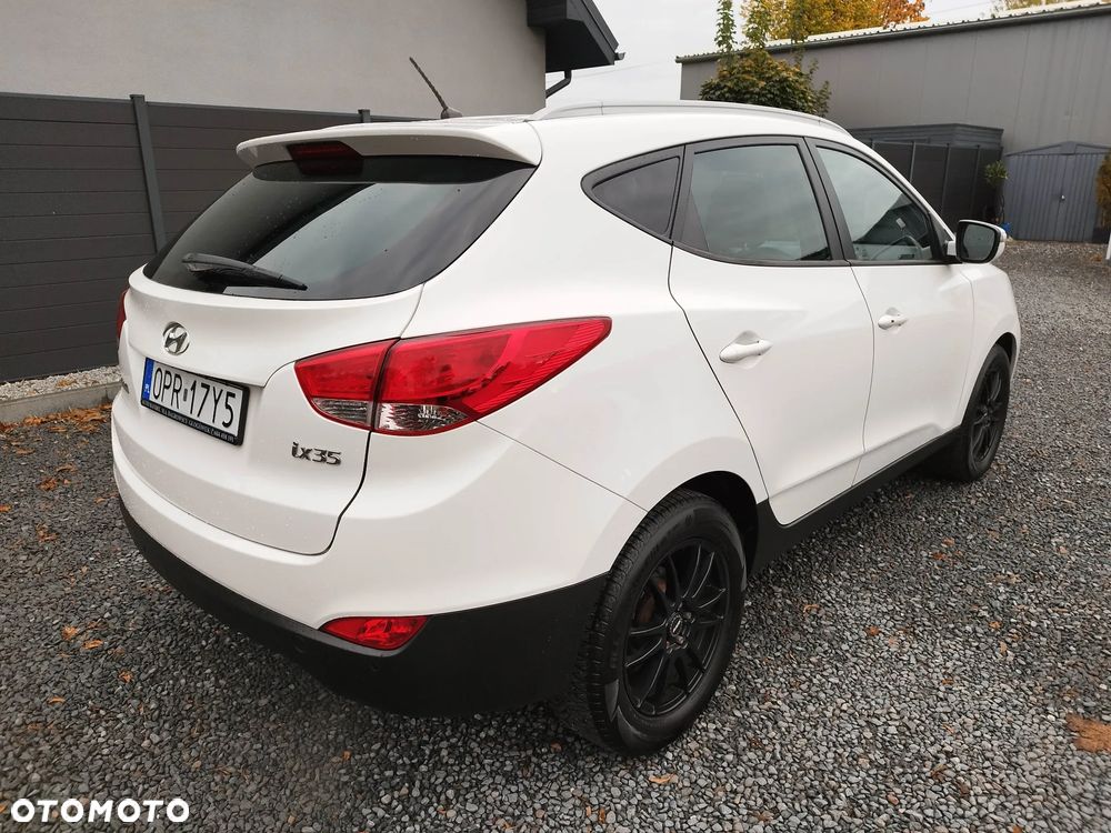 Hyundai ix35 1.6 2WD Fifa World Cup Edition - 9