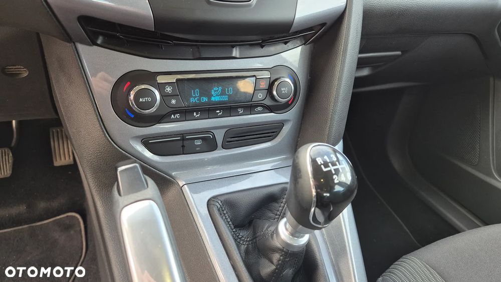 Ford Focus - 20