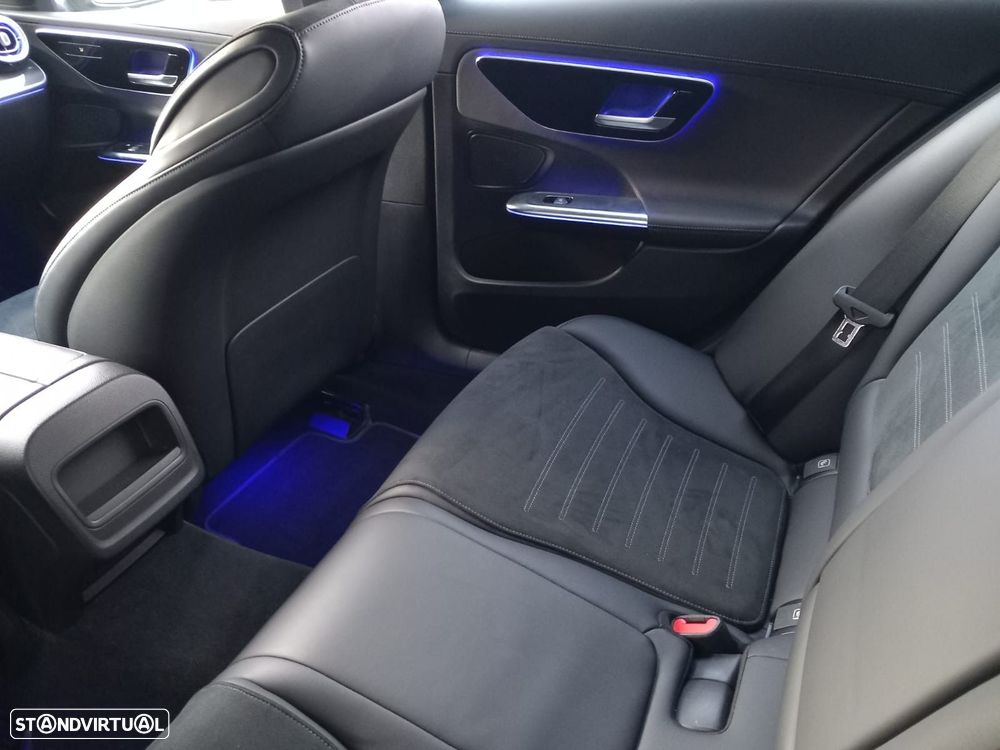 Mercedes-Benz C 220 d AMG Line - 36