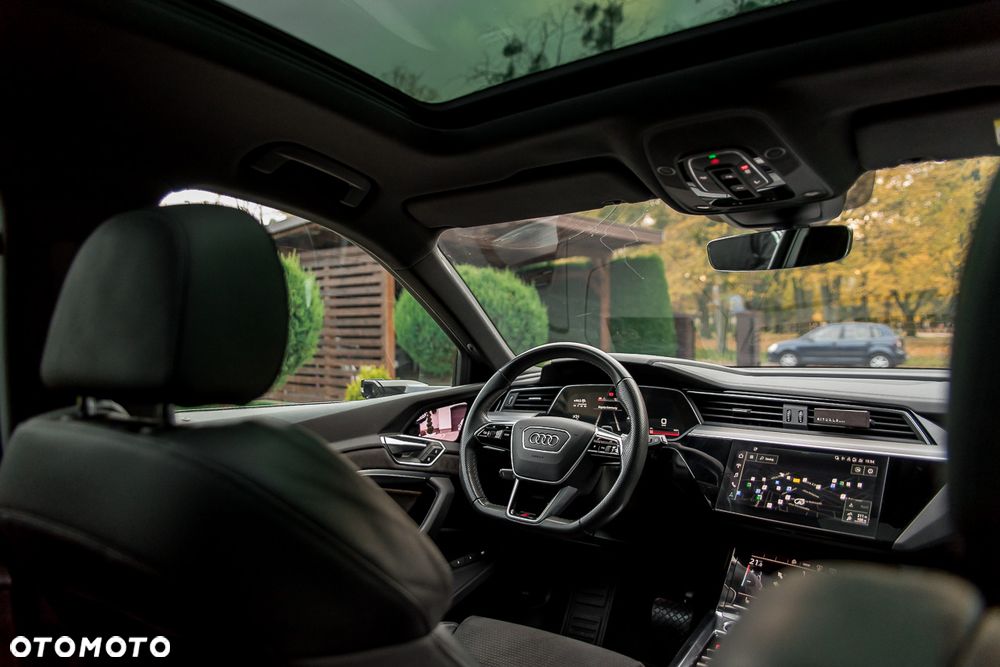 Audi e-tron 50 Quattro S line - 28
