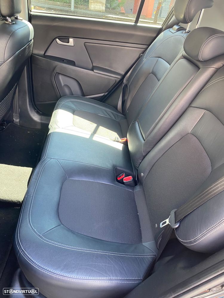 Kia Sportage 1.7 CRDi ISG TX Navi - 4