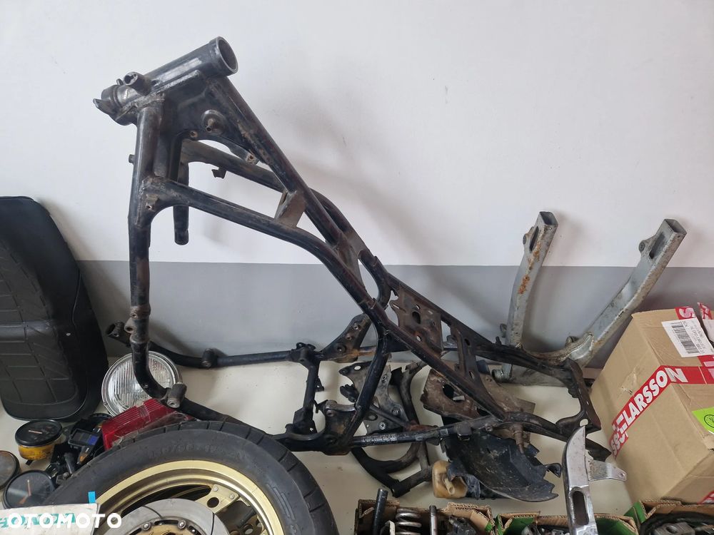 Honda CB - 5