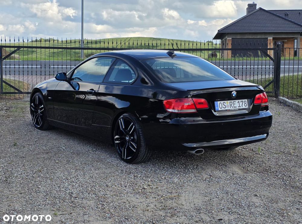 BMW Seria 3 320d - 10
