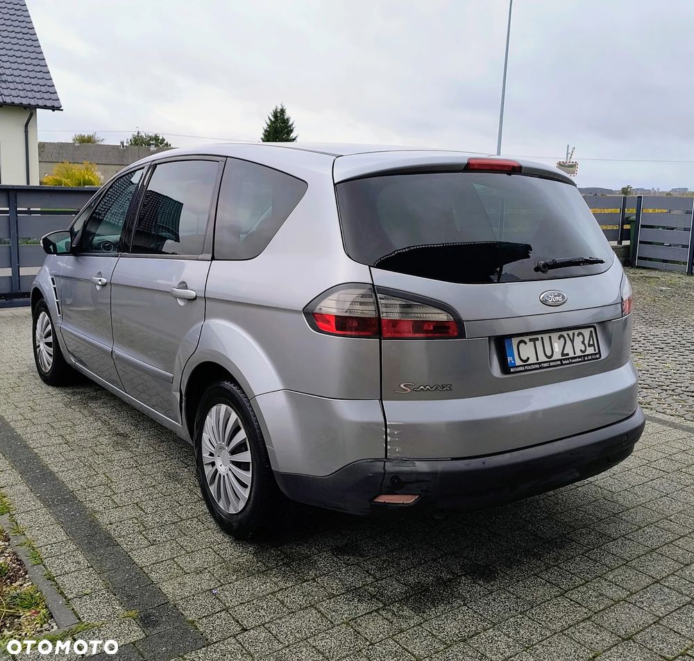 Ford S-Max 2.0 Ambiente - 2