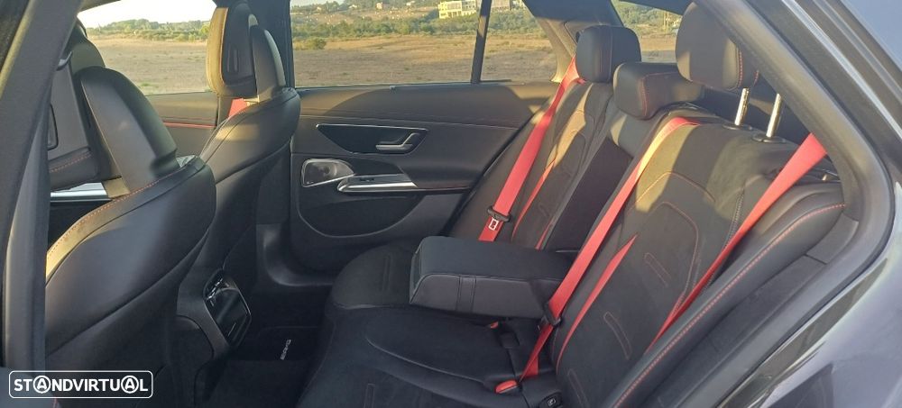 Mercedes-Benz E 53 AMG Hybrid 4Matic+ - 15