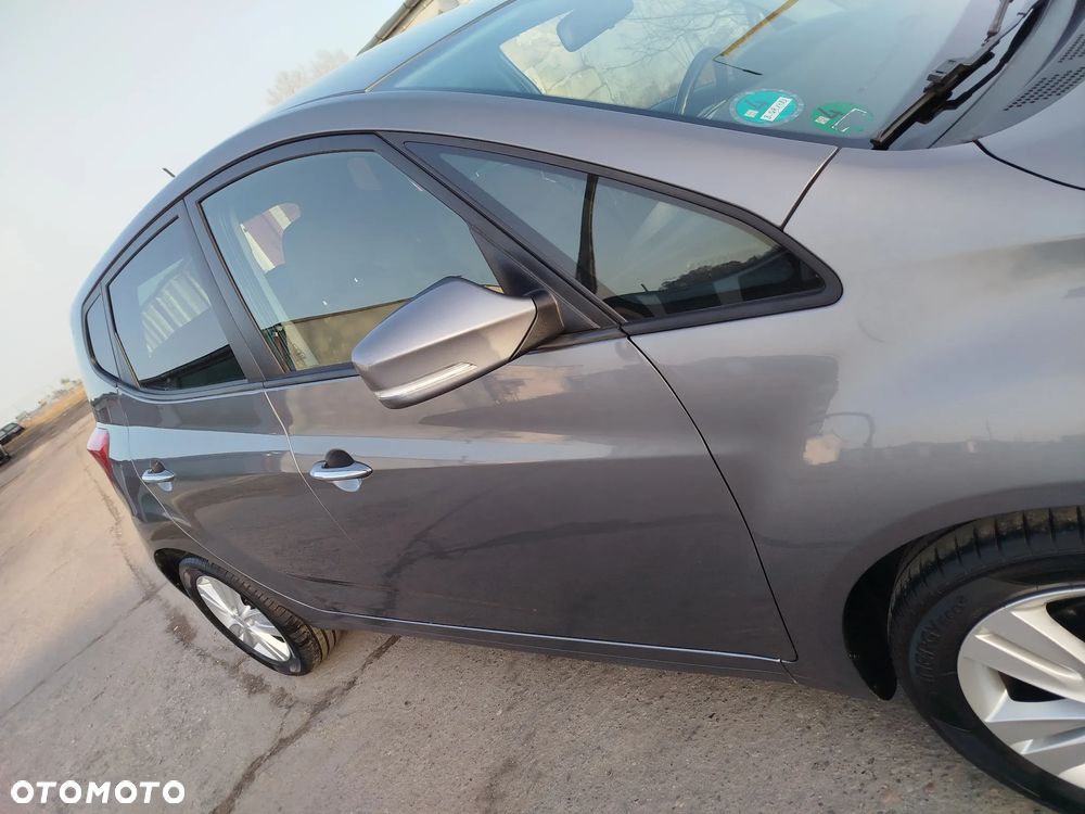 Hyundai ix20 1.6 CRDi Fifa World Cup Edition - 18