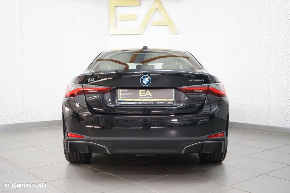 BMW i4 eDrive40 Desportiva M - 5