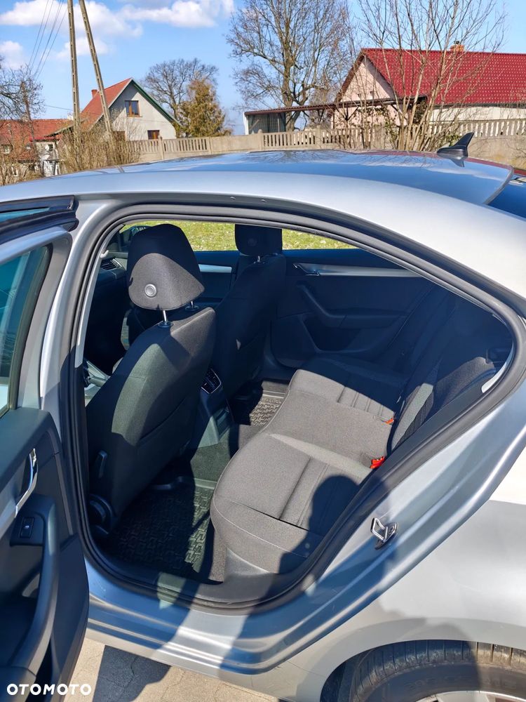 Skoda Octavia 1.5 TSI ACT Ambition - 8