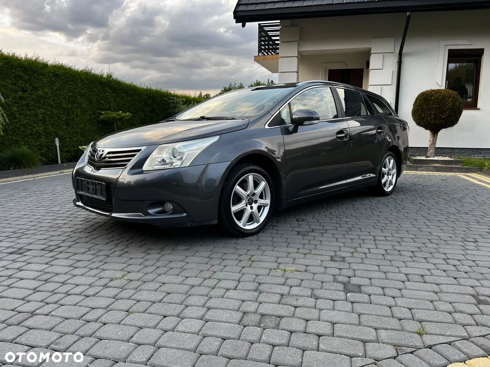 Toyota Avensis - 7