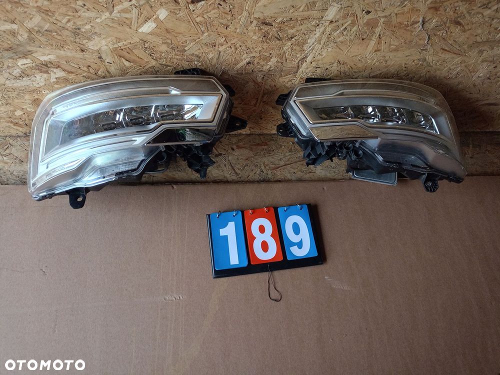 REFLEKTOR LAMPA DAF XF XG PRAWA LEWA 2188980 2188981