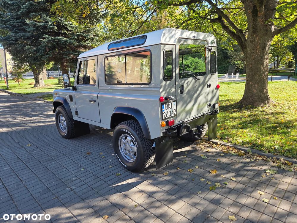 Land Rover Defender 2.5 TDI - 2