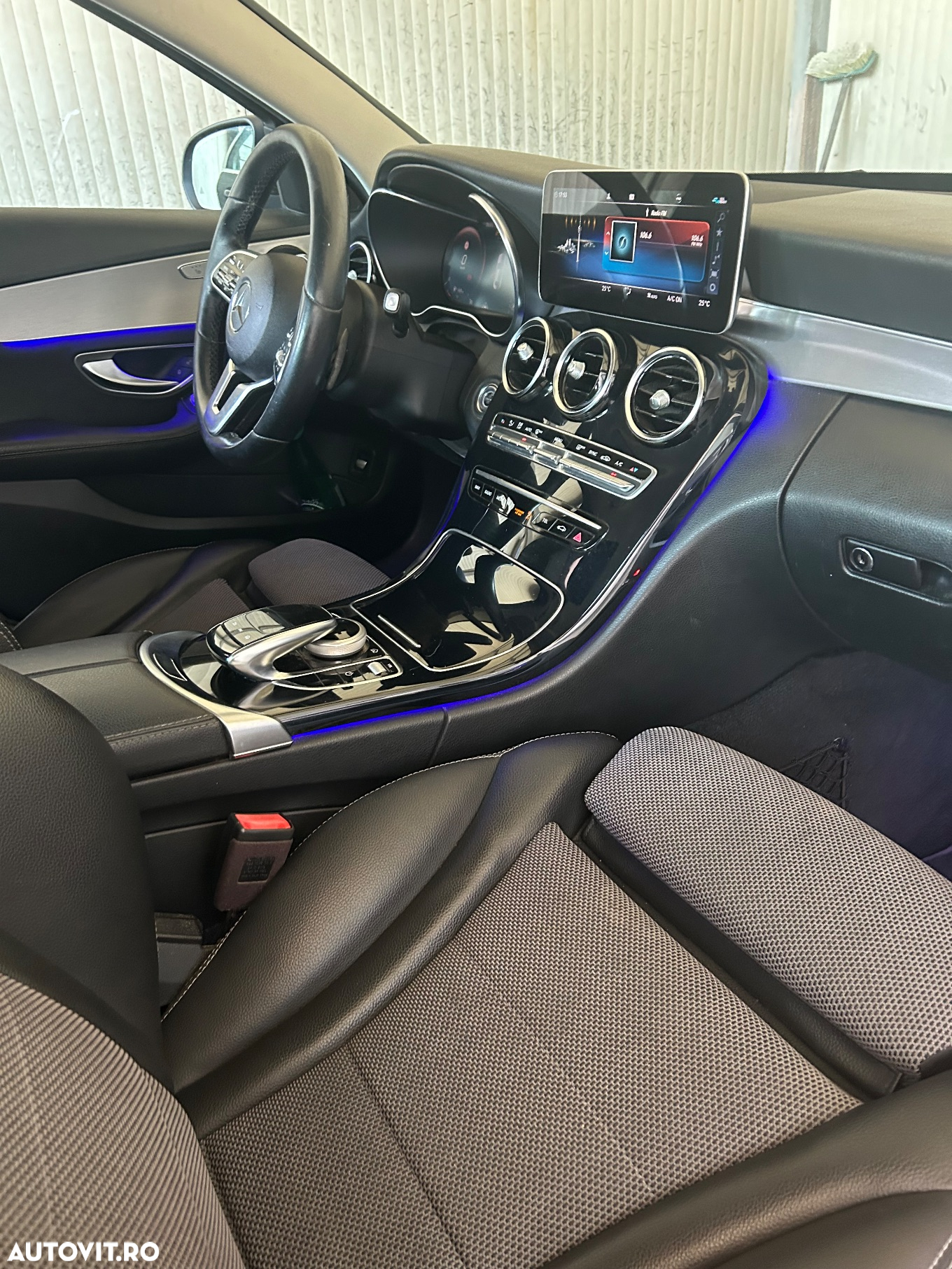 Mercedes-Benz C 220 d 9G-TRONIC - 9