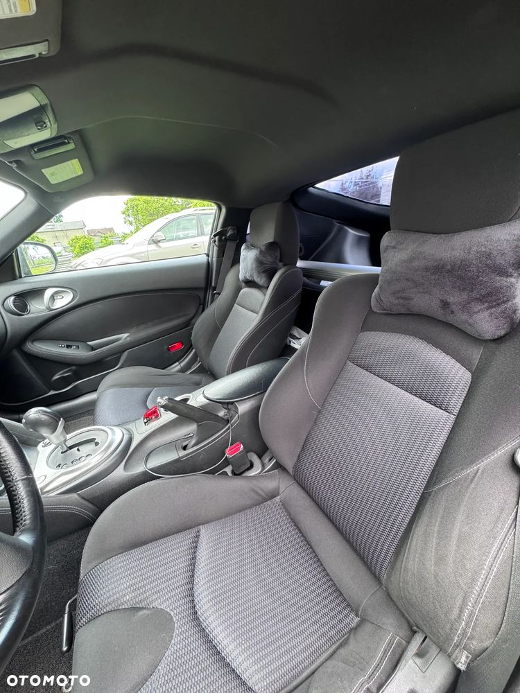 Nissan 370 Z - 9