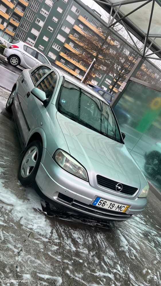 Opel Astra 1.4 Elegance - 1