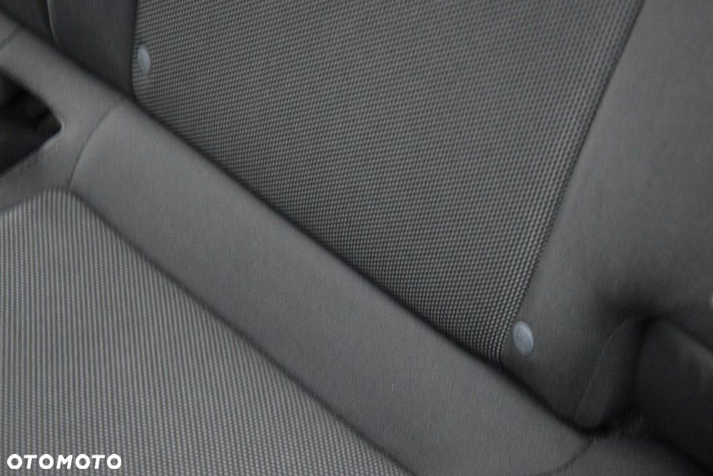 Chevrolet Cruze - 25