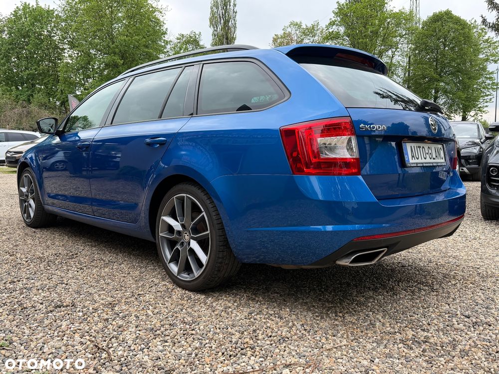 Skoda Octavia 2.0 TDI DSG RS - 35