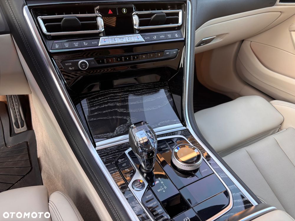 BMW Seria 8 M850i xDrive - 11