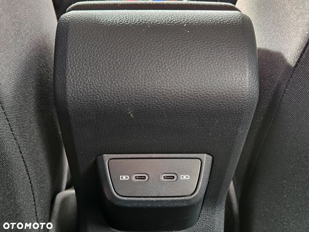 Volkswagen Taigo 1.5 TSI ACT Style DSG - 17
