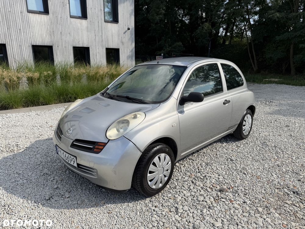 Nissan Micra - 1
