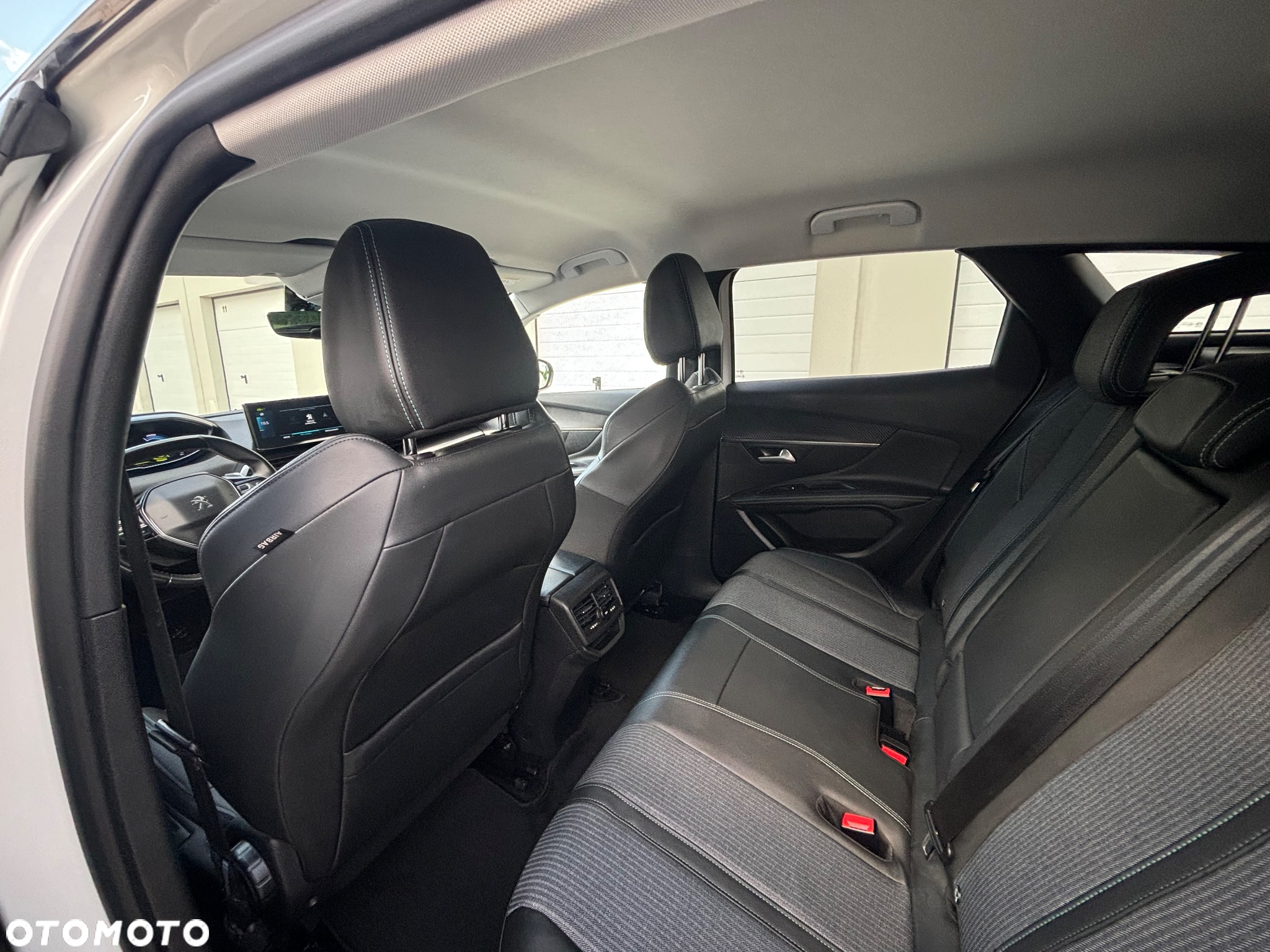 Peugeot 3008 1.6 PureTech Hybrid PHEV Allure Pack S&S EAT8 - 14