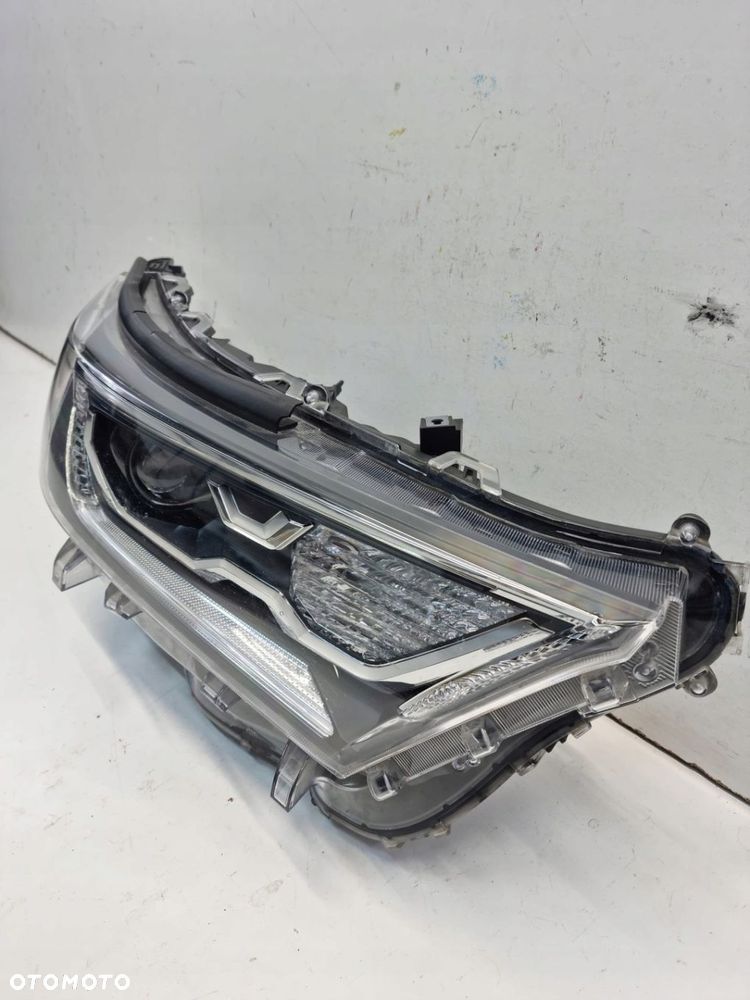 Toyota RAV4 V 19- FULL LED Lampa przednia PRAWA - 3