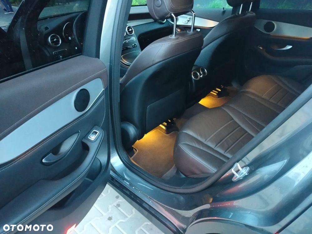Mercedes-Benz GLC - 7