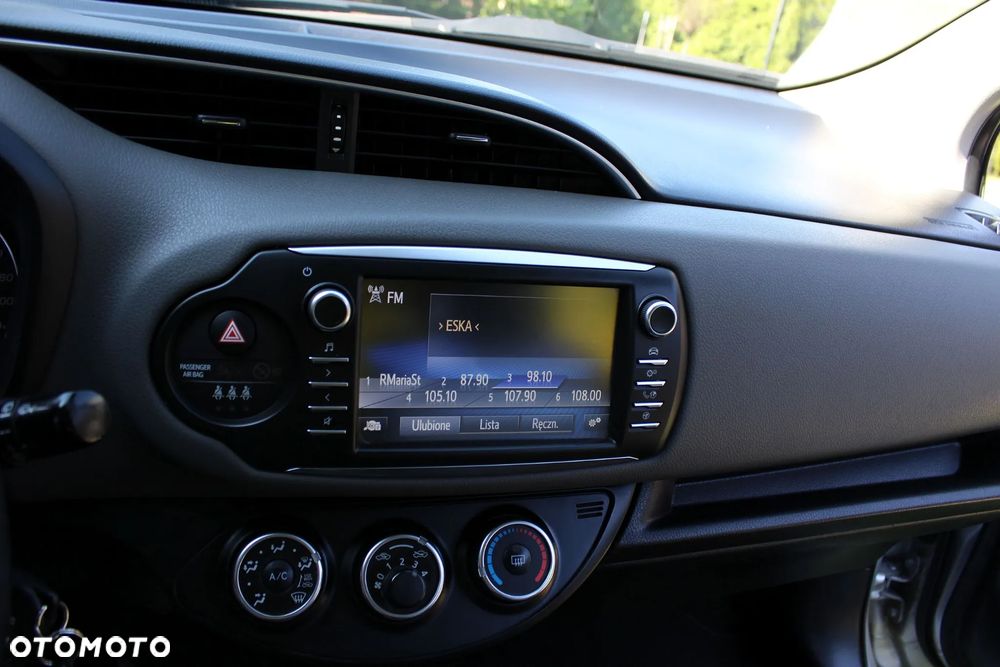 Toyota Yaris 1.0 VVT-i Comfort mit Design-Paket - 18