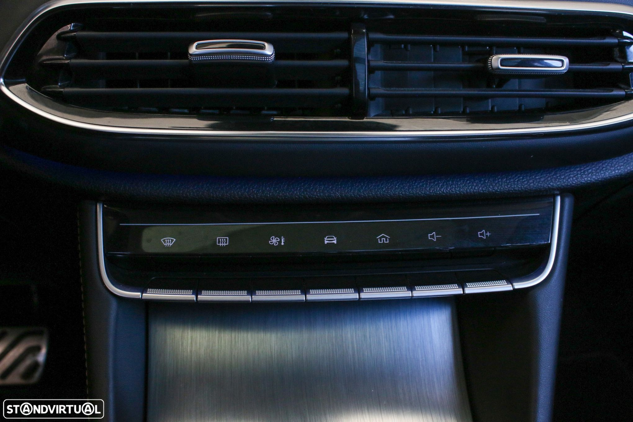 MG EHS 1.5 T-GDI Plug-in Hybrid Luxury - 32
