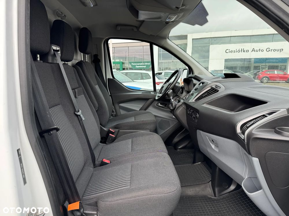 Ford Transit Custom - 13