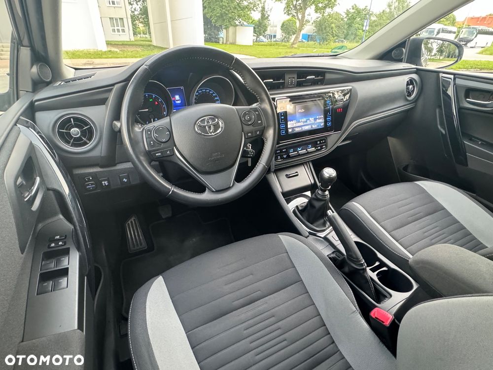 Toyota Auris 1.2 Turbo Edition-S - 18