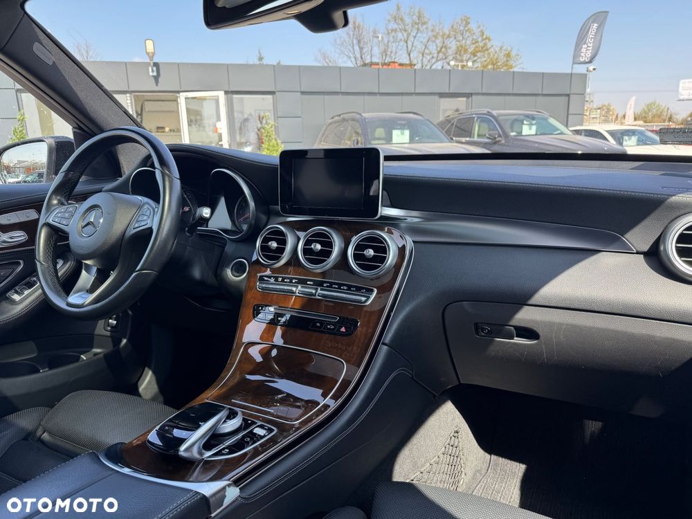 Mercedes-Benz GLC 250 4Matic 9G-TRONIC - 15