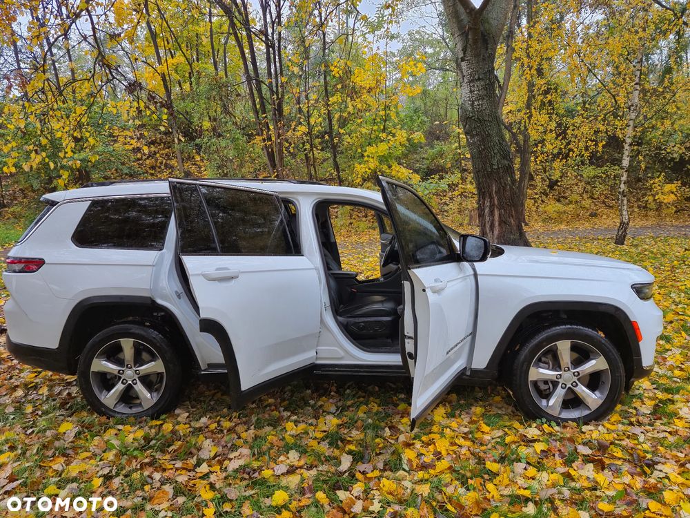 Jeep Grand Cherokee - 14