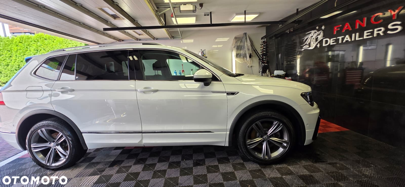 Volkswagen Tiguan Allspace 2.0 TDI 4Mot SCR Highline DSG 7os - 10