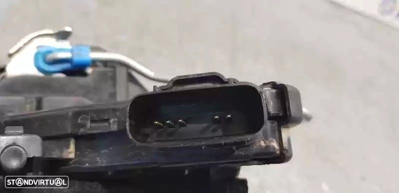 FECHADURA PORTA TRASEIRA DIREITA KIA OPTIMA 2018 -81420D4020 - 4