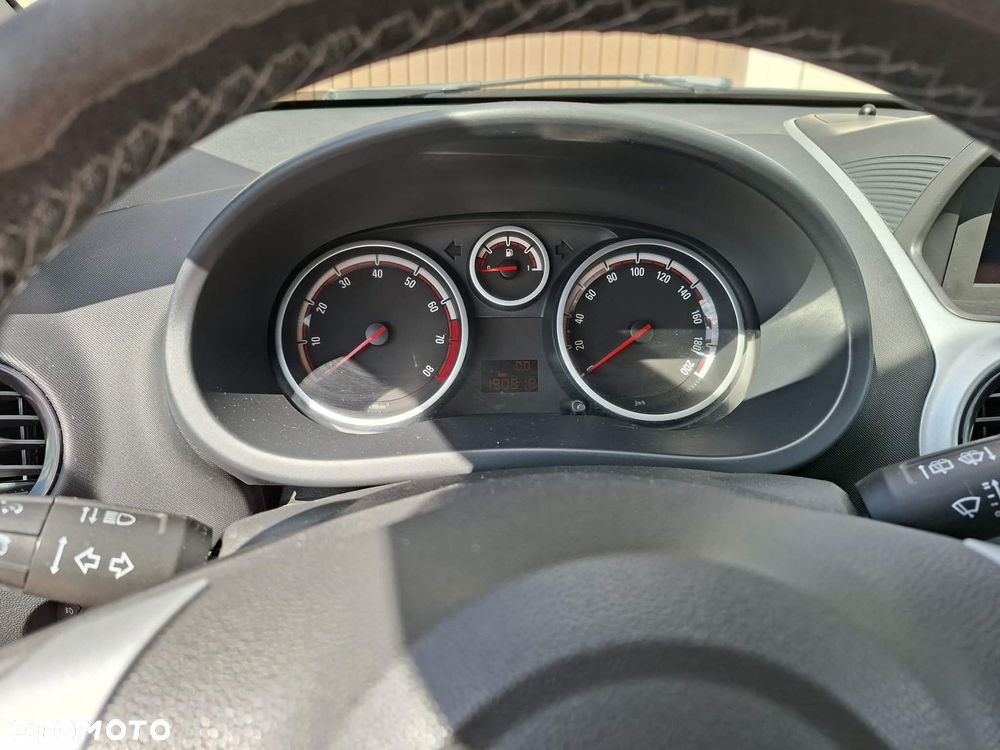 Opel Corsa - 6