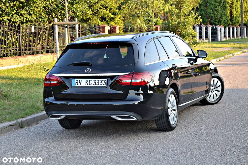 Mercedes-Benz Klasa C 220 d 9G-TRONIC Exclusive - 13